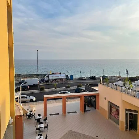 アパート In Rosa Virginia ガリポリ