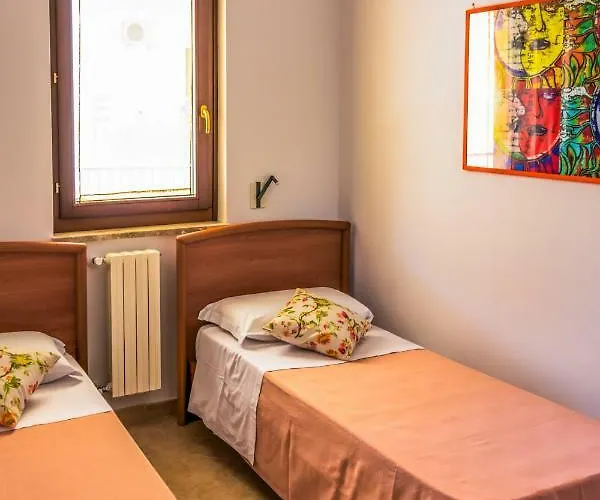 In Rosa Virginia Gallipoli